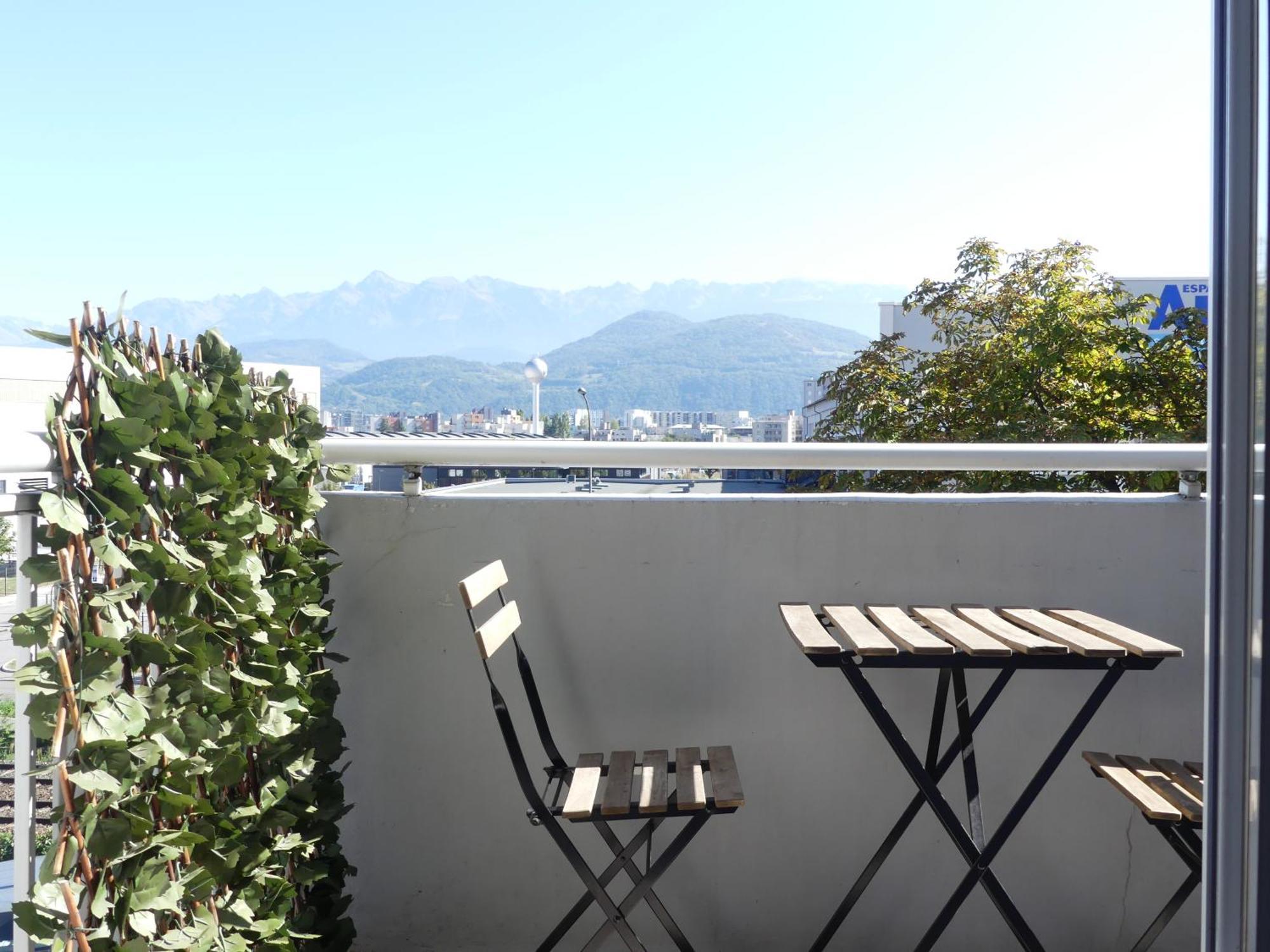 Superbe Duplex Avec Parking Gratuit Apartment Grenoble Exterior photo