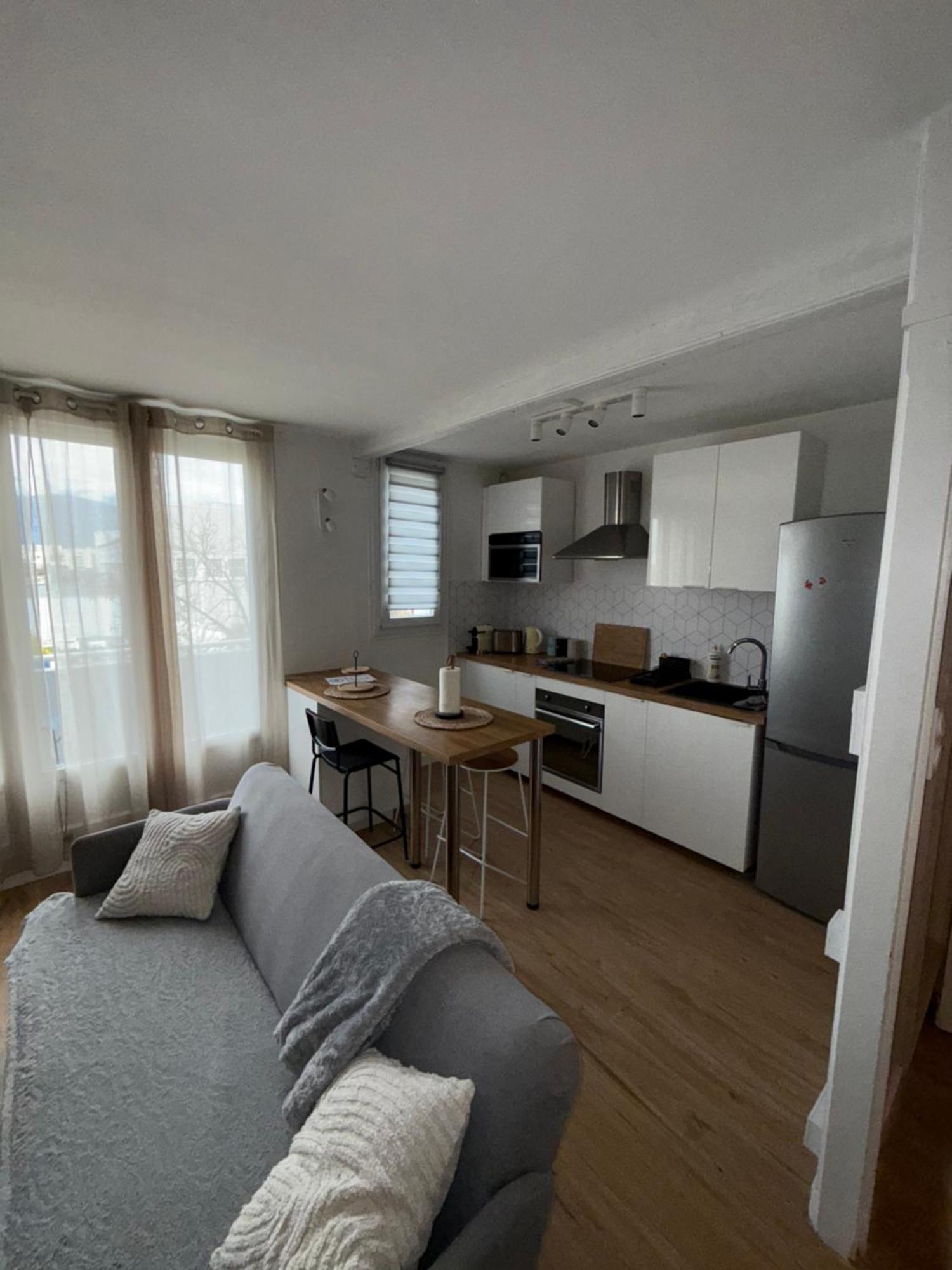 Superbe Duplex Avec Parking Gratuit Apartment Grenoble Exterior photo