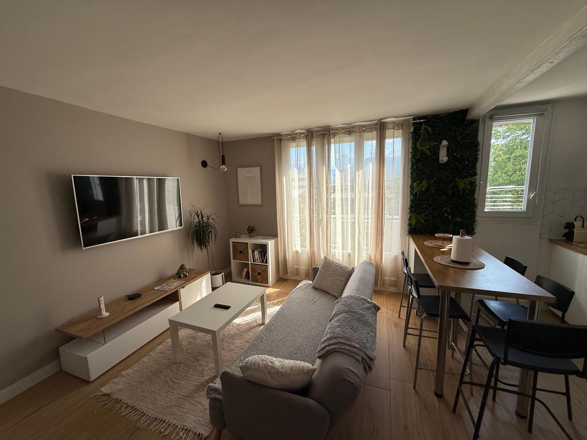Superbe Duplex Avec Parking Gratuit Apartment Grenoble Exterior photo